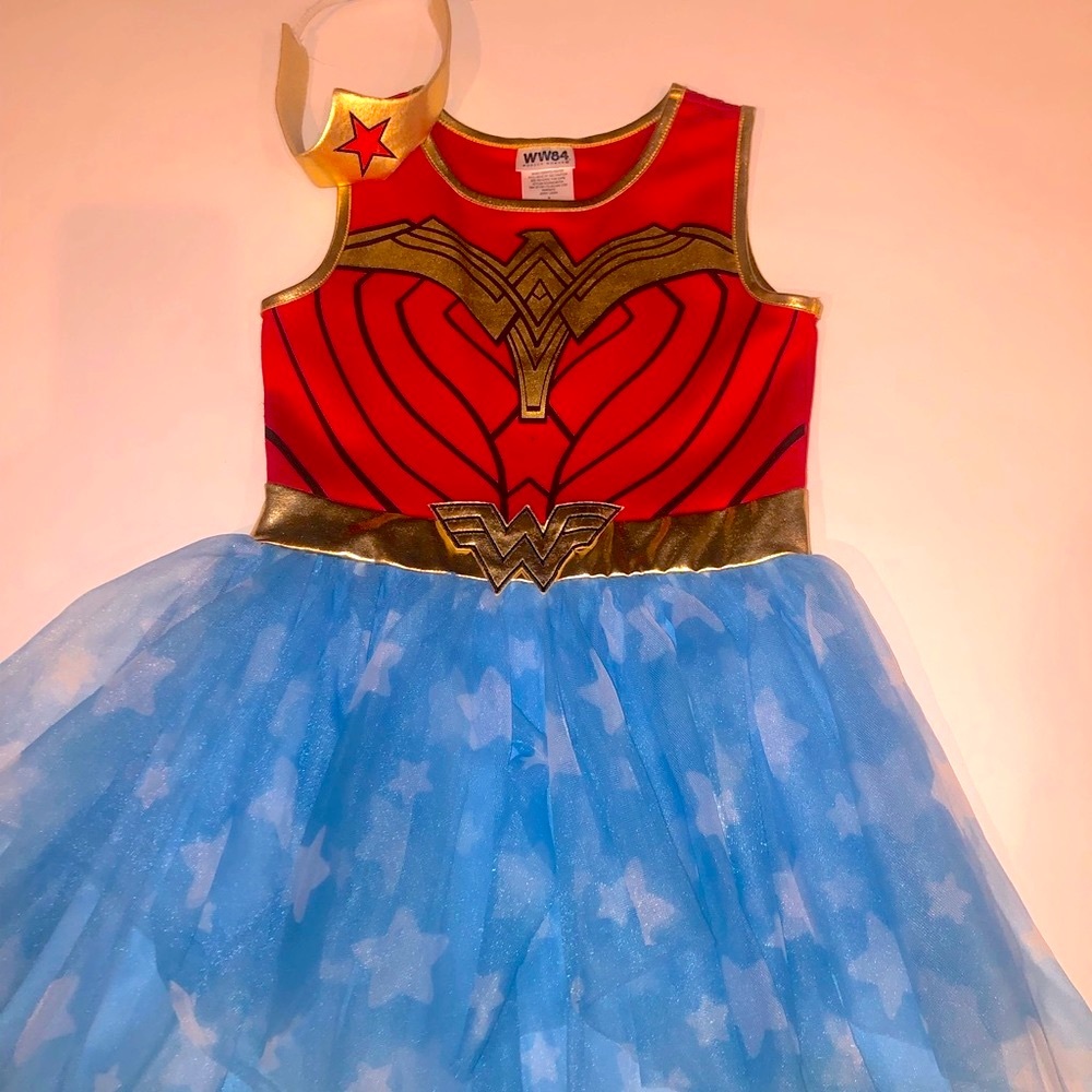 🔥5/$55 Girls medium Wonder Woman dress with headband